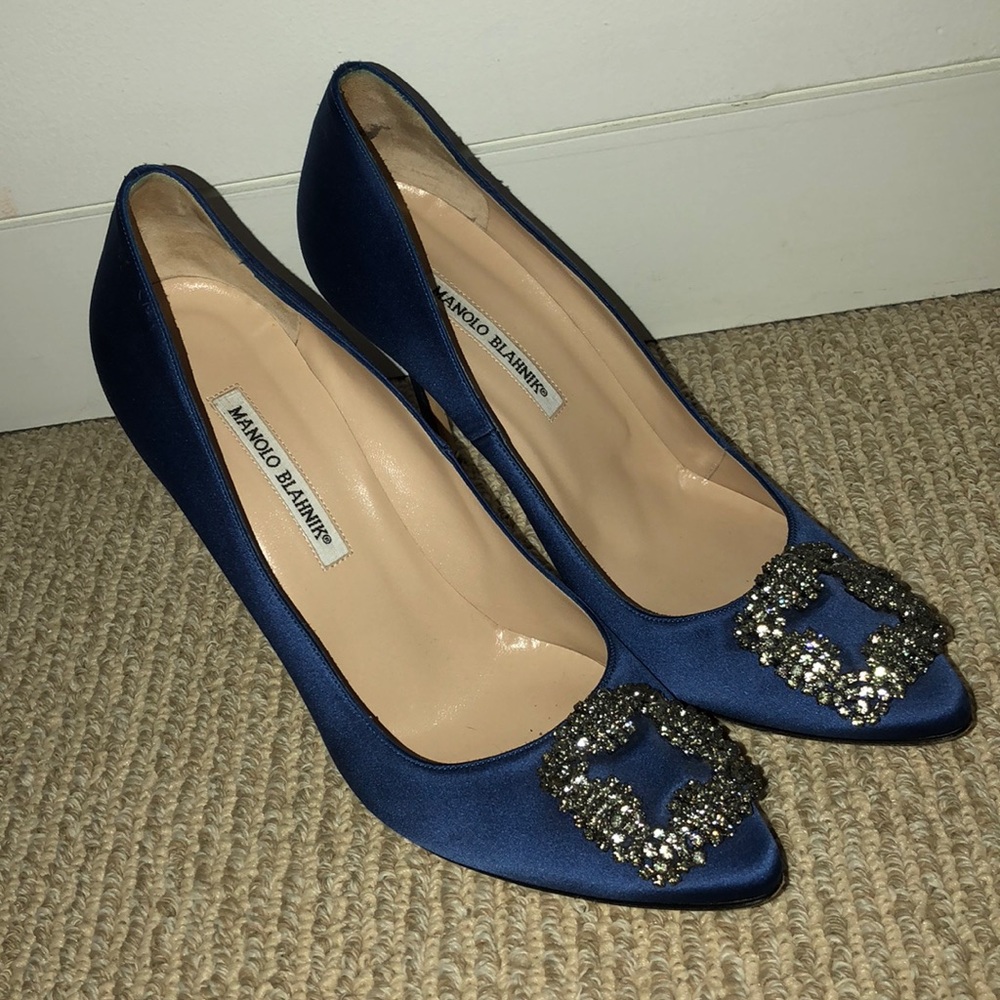 Manolo Blanhik Shoes/ Heels